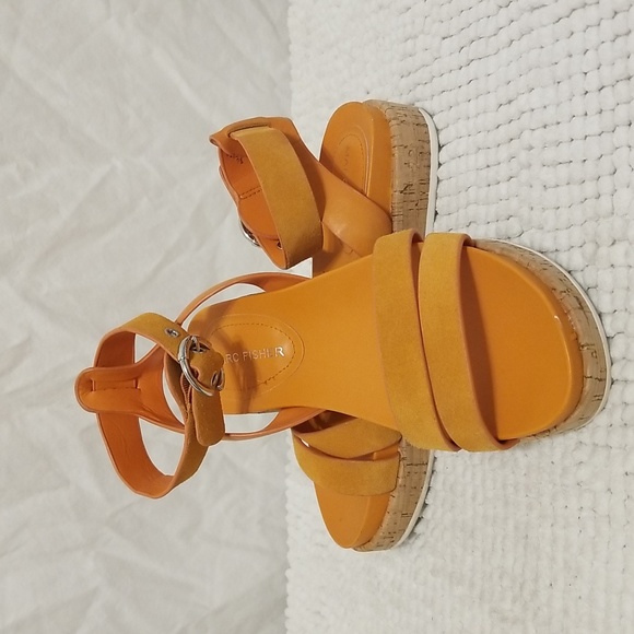 Marc Fisher Women’s Orange Ankle Strap Cork Wedge Sandals - Picture 6 of 7